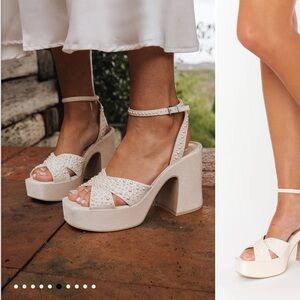 Dolce Vita Wessi Platform Heel